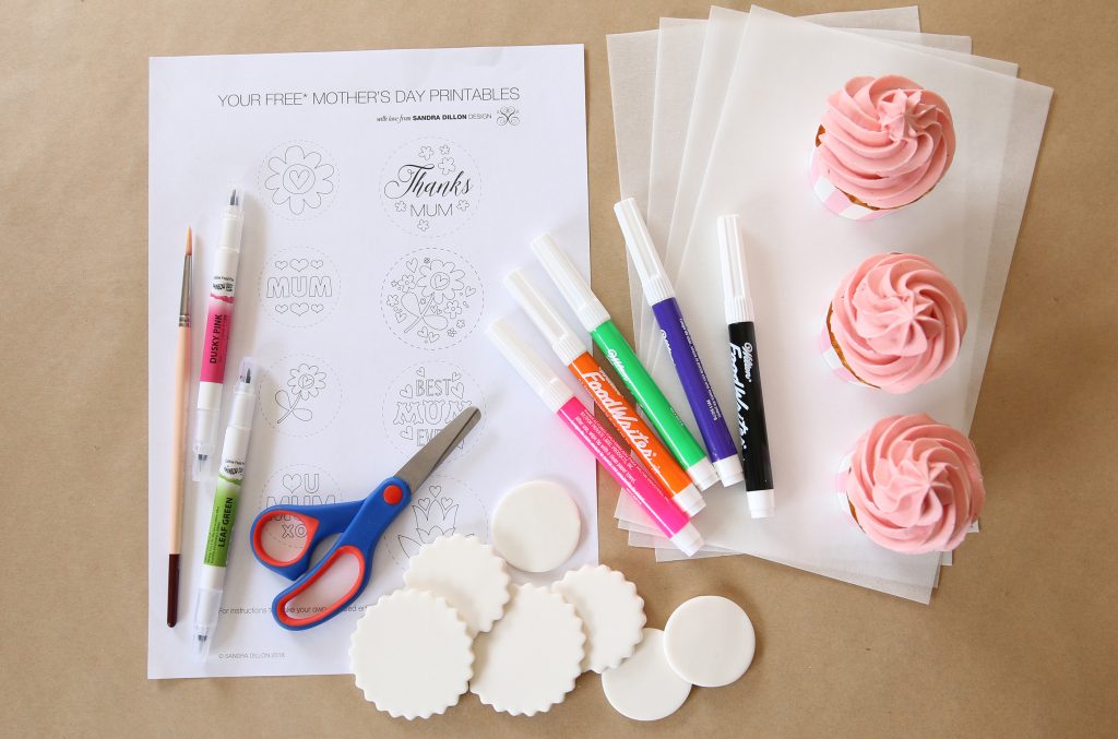 DIY Edible Cupcake Toppers