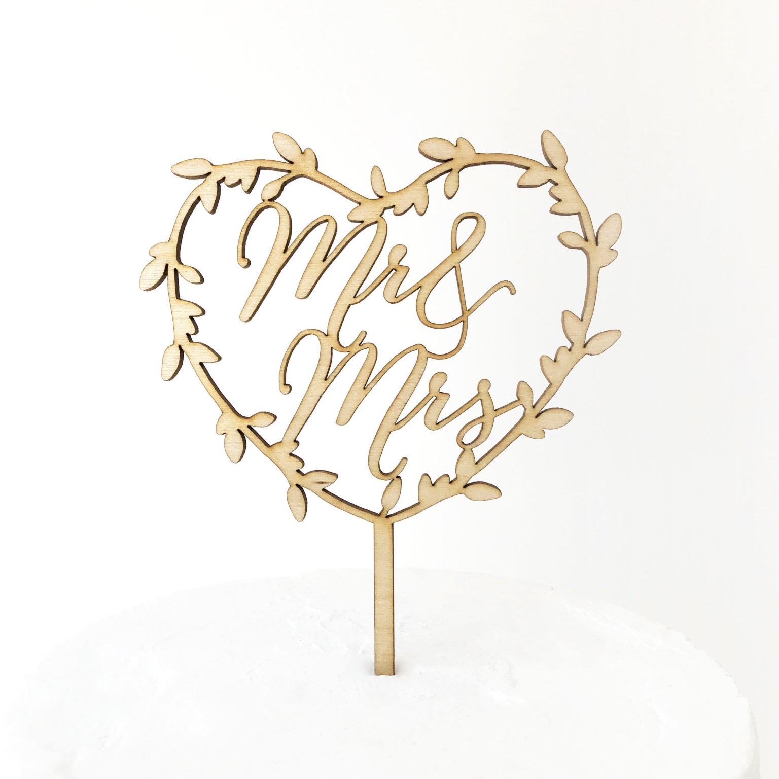 Mr And Mrs Heart Wreath Cake Topper SANDRA DILLON DESIGN