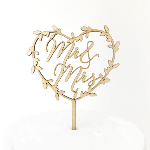 Mr and Mrs Heart Wreath Cake Topper in Maple Timber
