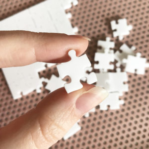 750 Piece White Jigsaw Puzzle - HARD